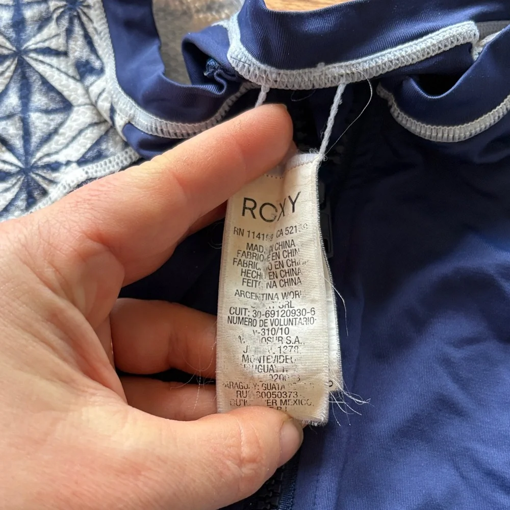 Roxy Navy Rash Guard / One piece Swimsuit - Picture 7 of 13